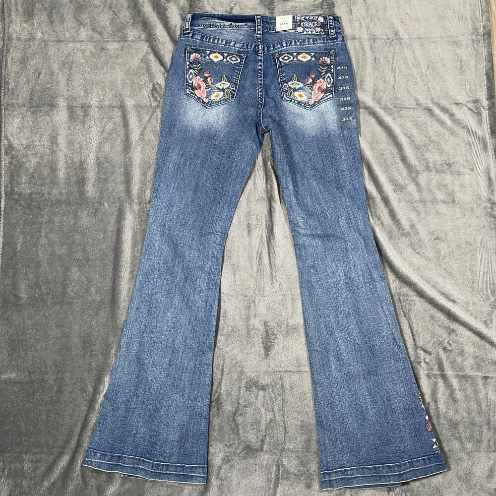 NEW Grace In LA Jeans Womens 28 X 32 Blue Medium Wash Floral Embroidered Flare - Picture 3 of 9